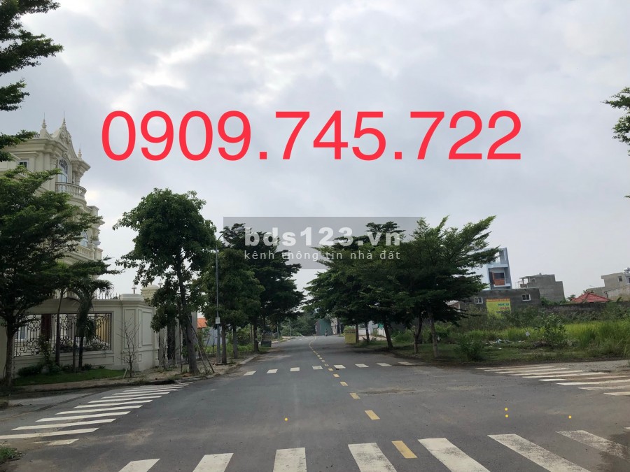 Đất dự án Thời Báo Kinh Tế, đường Bưng Ông Thoàn, phường Phú Hữu, Quận 9, TP. Thủ Đức