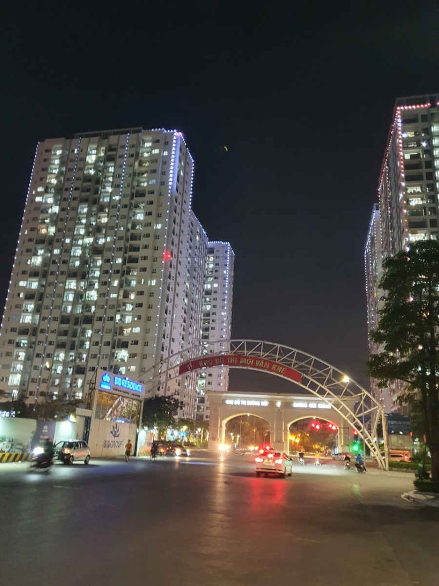 Cần bán liền kề An Hưng diện tích sử dụng 90m2 đúc kiên cố 5 tầng giá bán 9.6 tỷ, sổ sẵn