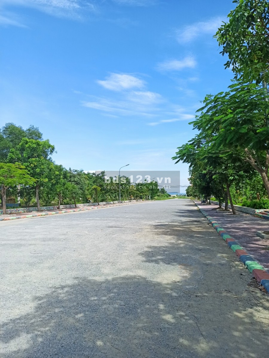 Sức hút của bất động sản gần đường cao tốc giá triệu 10 triệu/m2, sổ sẵn chính chủ
