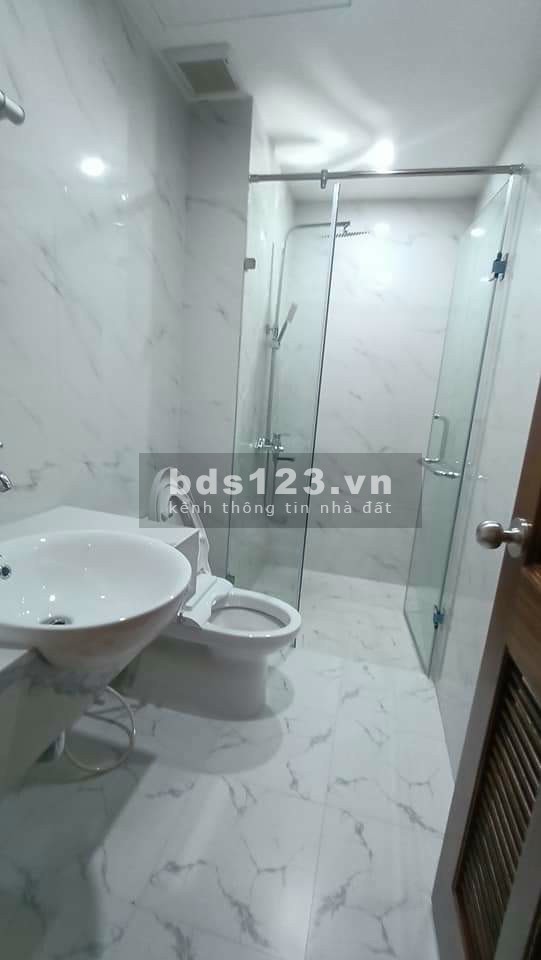Nhà Thanh Xuân ôtô Đỗ Cửa kinh doanh ngõ thông gần phố sổ đẹp, giá 4 tỷ, sổ sẵn