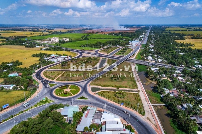 Mua bán nhà đất giá rẻ, Vạn Phát Sông Hậu, sổ hồng cầm tay, sang tên nhận nền ngay