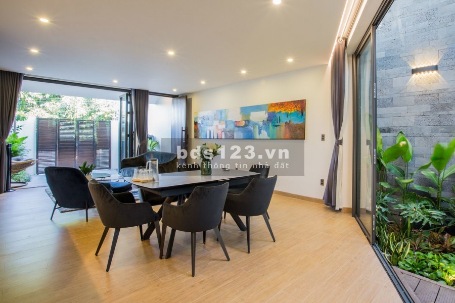 Bán nhà đẹp ngã tư sở đường thoáng, nội thất vào bước ra phố diện tích 46m2, nhỉnh 3 tỷ