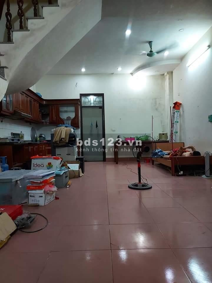 Bán nhà Nguyễn Văn Cừ, Long Biên, diện tích 70m2, rộng 4.8m, giá bán nhanh 8.95 tỷ