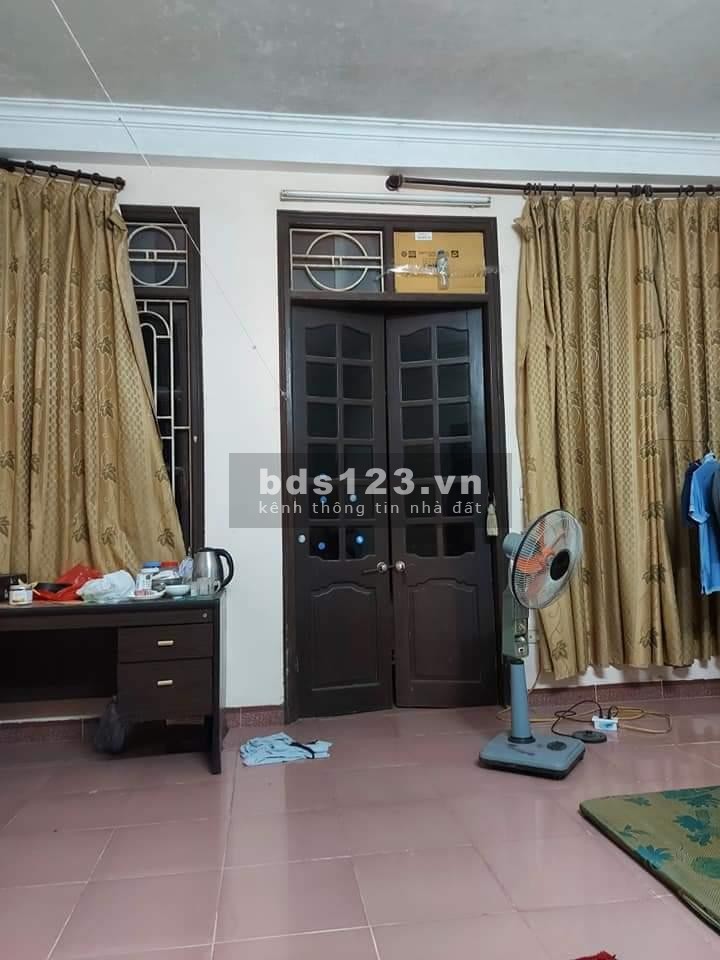 Bán nhà Nguyễn Văn Cừ, Long Biên, diện tích 70m2, rộng 4.8m, giá bán nhanh 8.95 tỷ