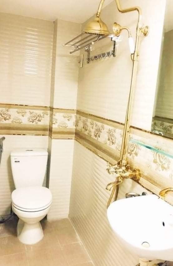 Mặt Phố Vạn Bảo, Ba Đình, KD Thịnh, Mặt Tiền Phát, Vỉa Hè Đá Bóng, Giá Nhỉnh 4 Tỷ.