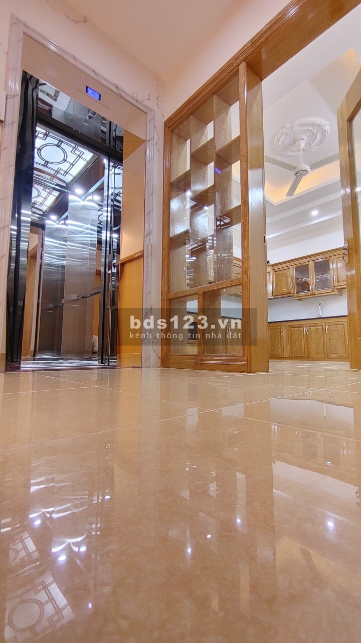 Bán nhà 4 tầng mặt phố KĐT An Phú, TP HD, diện tích 67.5m2, mt 4.5m, 4 ngủ, gara, đường 13.5m