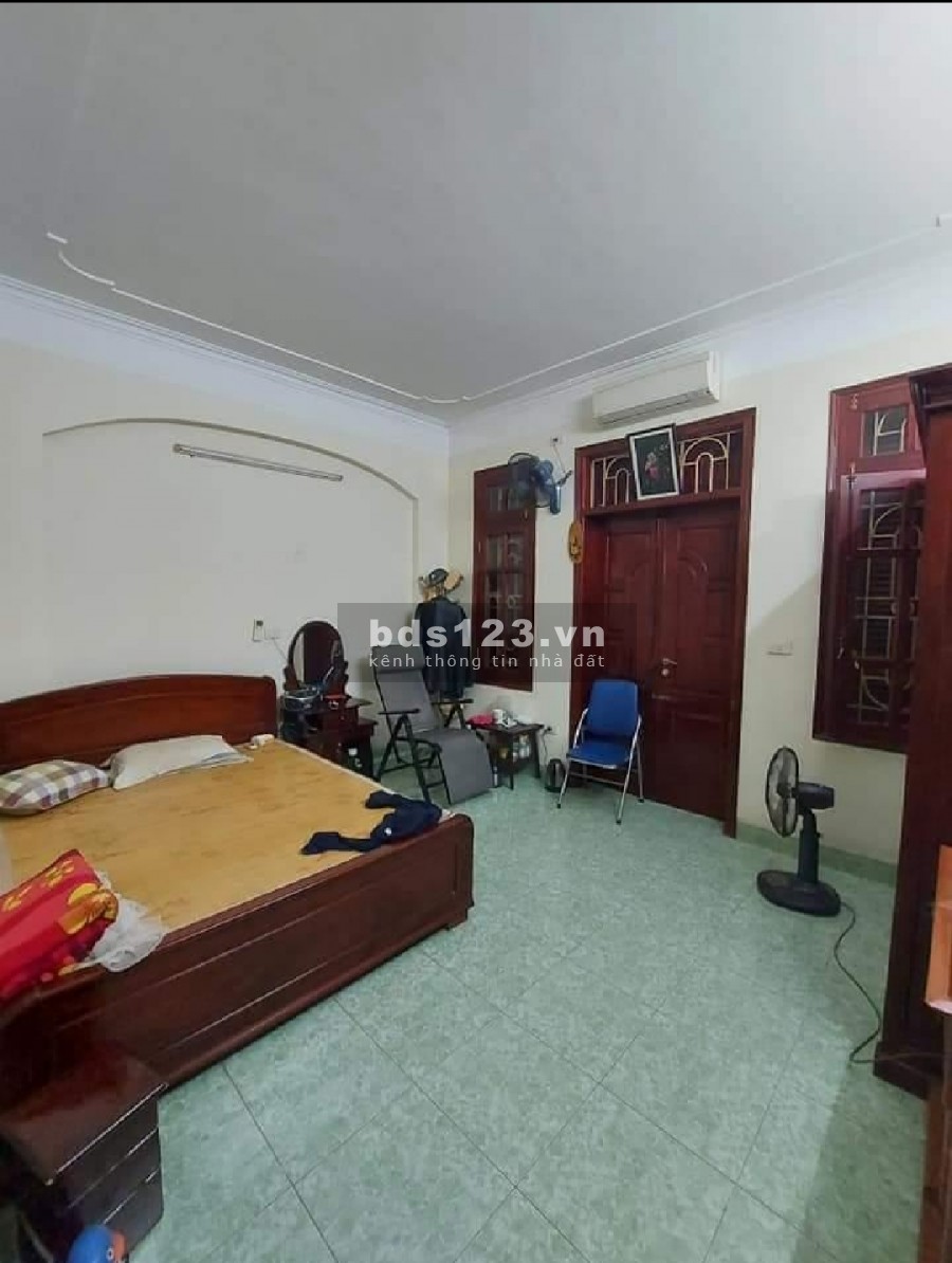 Bán nhà liền kề khu Văn Quán, diện tích 86m2, 5 tầng, gara,Vỉa hè rộng, Đầy đủ mọi thứ, giá 10,6 tỷ