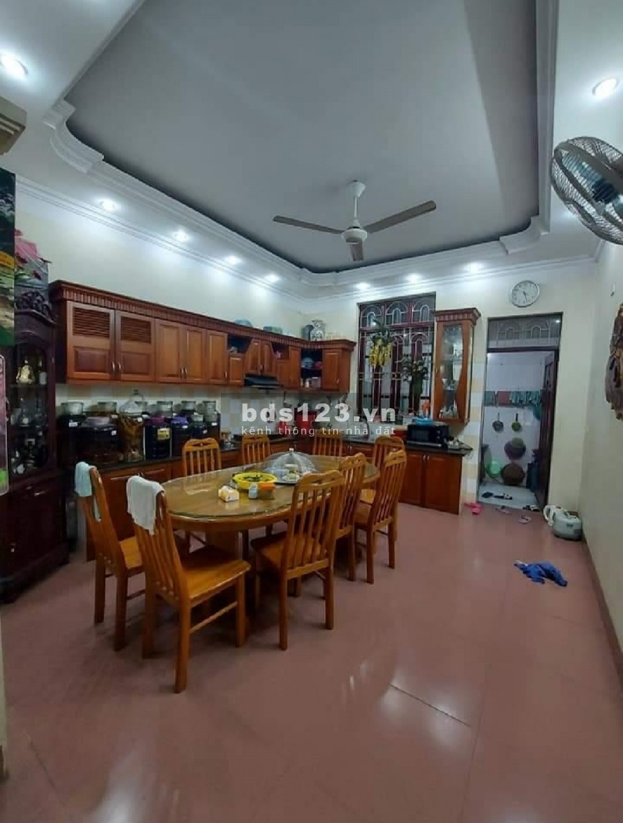 Bán nhà liền kề khu Văn Quán, diện tích 86m2, 5 tầng, gara,Vỉa hè rộng, Đầy đủ mọi thứ, giá 10,6 tỷ
