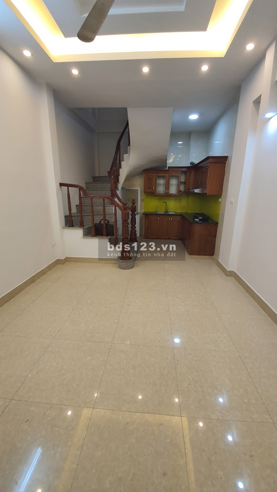 Bán nhà Minh Khai đẹp lung linh, view Times City, dtsd 40m2, giá nhỉnh 2 tỷ, đúc kiên cố