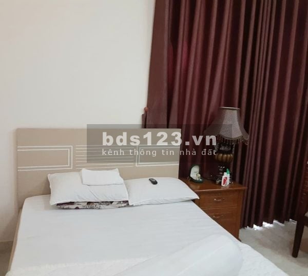 Bán gấp nhà Phan Huy Ích vị trí đắc địa, diện tích sử dụng 76m2 hẻm to - giá nhỏ 5.3 tỷ