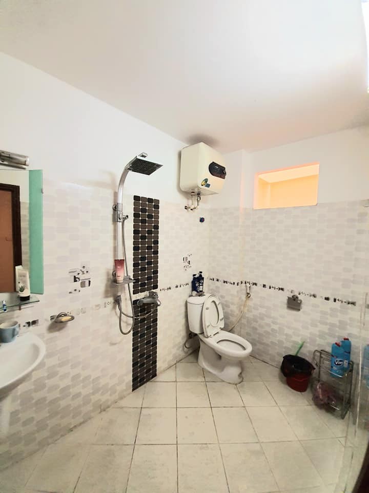 Bán nhà phố Hồ Tùng Mậu 2 tỷ 500 đúc 5 tầng diện tích 36m2, ngõ rộng đẹp thoáng 0985844156
