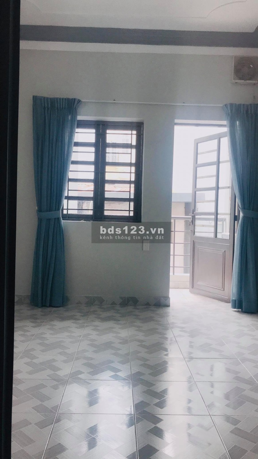 Nhà 4 tầng, kiên cố đường Cách Mạng Tháng 8, phường 5, Quận Tân Bình giá bán 5,5 tỷ
