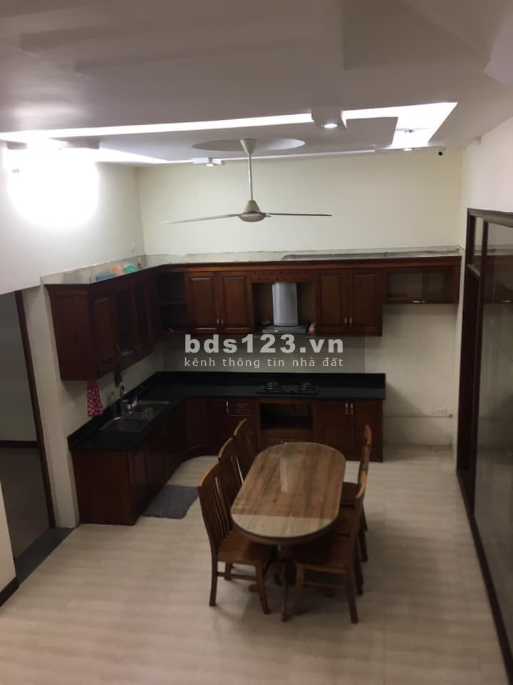 Trống nhà nguyên căn mặt phố 56 Định Công Thượng Hoàng Mai, 4 tầng 50m2, ô tô, giá 4.7 tỷ
