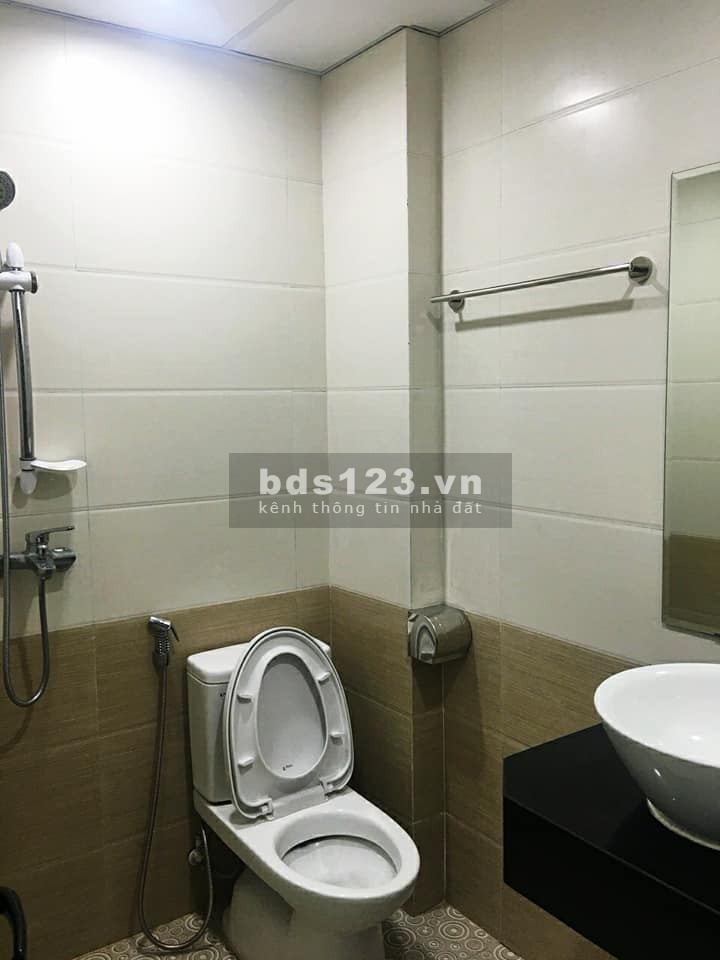 Bán nhà phân lô, ô tô đỗ, kinh doanh đỉnh tại Đường Bưởi, mt 3.8m, giá 7.2 tỷ lh 0942381678