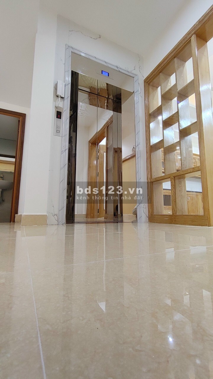 Bán nhà 4 tầng mặt phố KĐT An Phú, TP HD, diện tích 67.5m2, mt 4.5m, 4 ngủ, gara, đường 13.5m