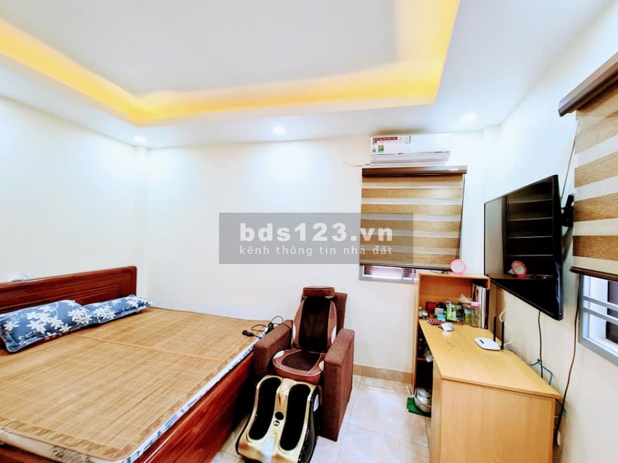 Bán mảnh đất vàng vị trí đẹp, xe tải qua nhà chỉ nhỉnh 4 tỷ, thương lượng, sổ chính chủ