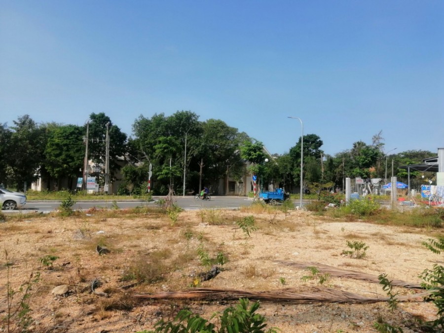 Bán đất diện tích 1050m2, mặt tiền biển Mũi Nai, thành phố Hà Tiên, giá 45 tỷ, thương lượng