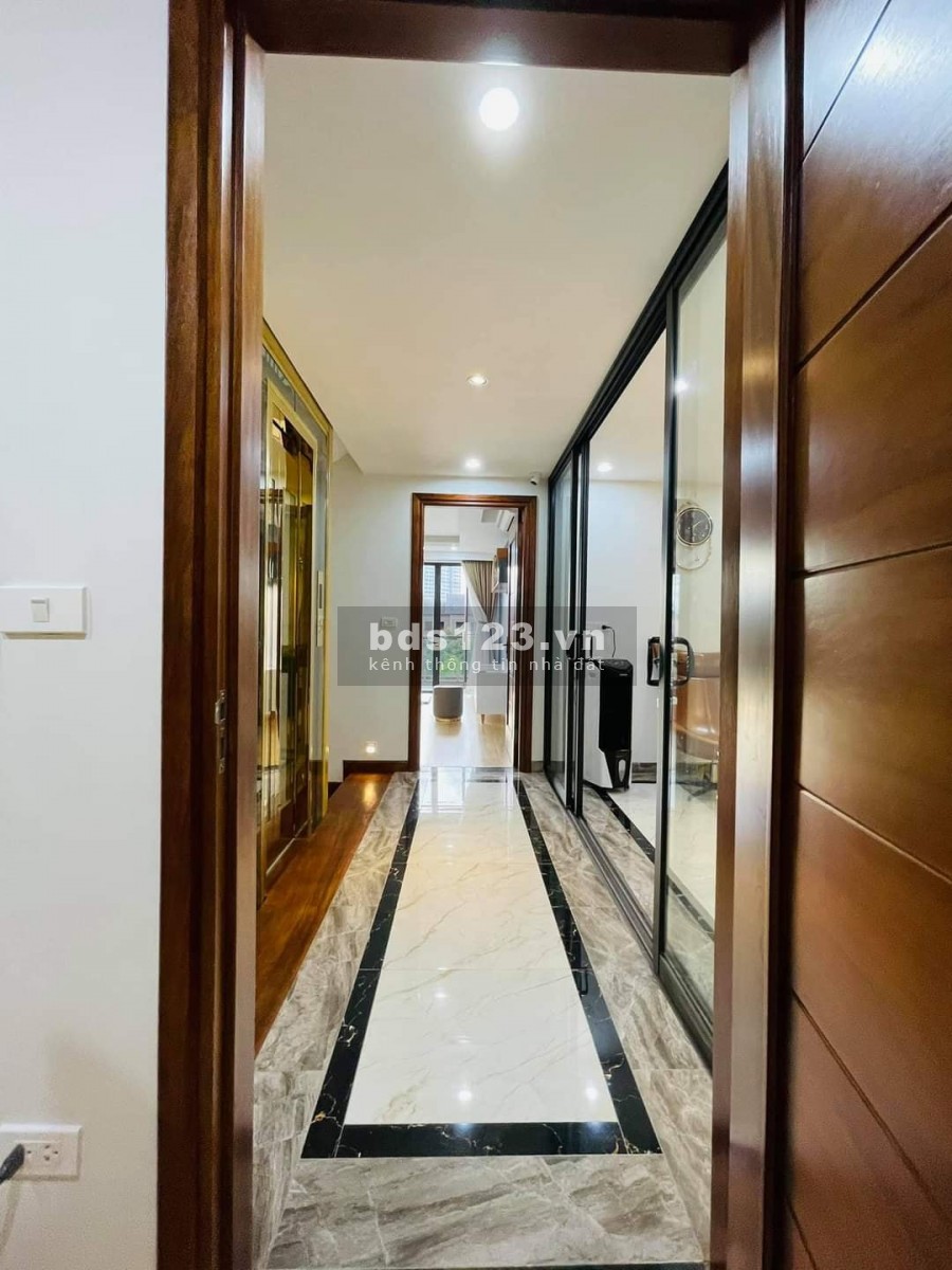Bán Biệt thự Liền kề Khu đô thị Yên Hòa, Cầu Giấy, thang máy nhập khẩu cao cấp, sổ sẵn