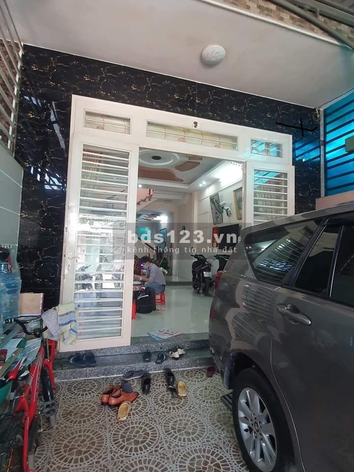 Bán nhà HXH Nguyễn Phúc Chu, Tân Bình rộng 45m2, 2 lầu, 3 PN giá chỉ 4.2 tỷ