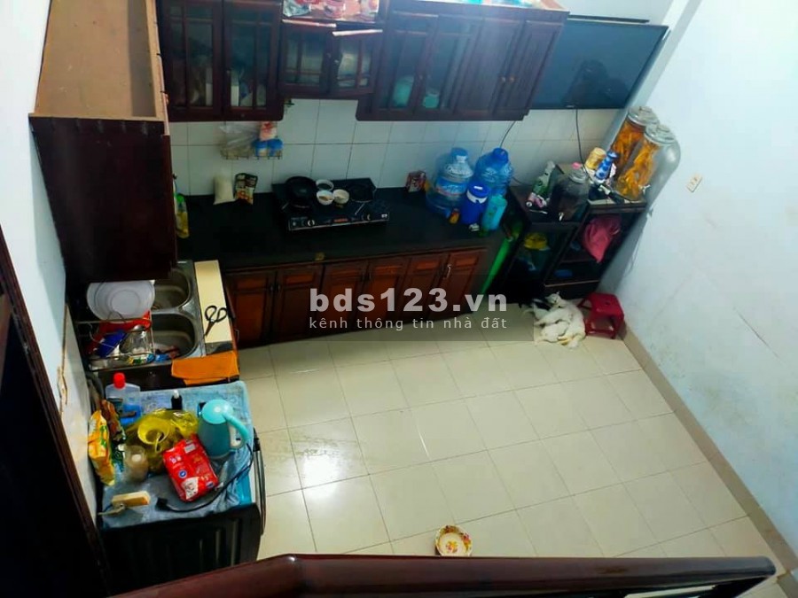 Bán nhà Quận 5, độc nhất, diện tích sử dụng 38m2, nhỉnh 80 triệu/m2 liên hệ 0799149230
