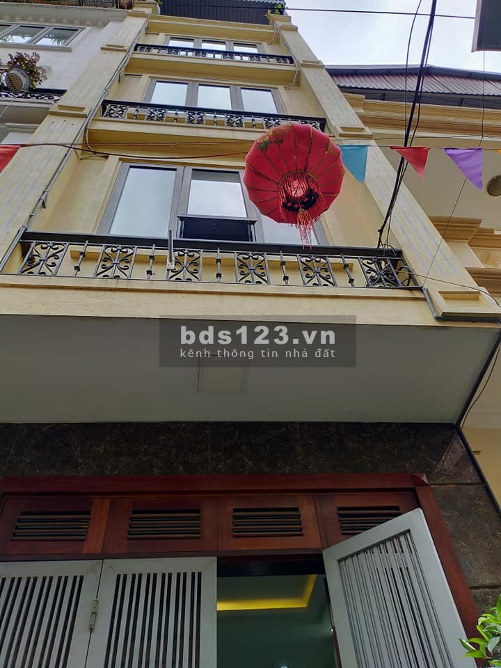 Bán nhà phố Nguyễn Sơn, Long Biên, phân lô, chủ tặng nội thất, dt 43m2, 4 tầng, giá 4 tỷ