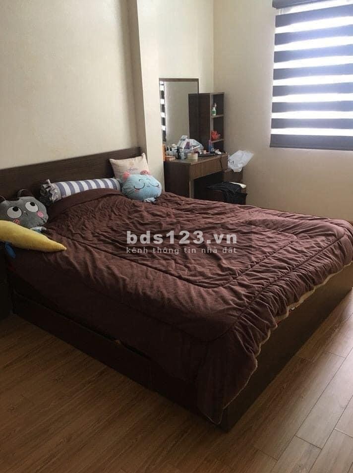 Bán nhà nguyên căn kiến trúc đẹp, Quận Hà Đông, ba gác tránh, dt 62m giá 5 tỷ hơn