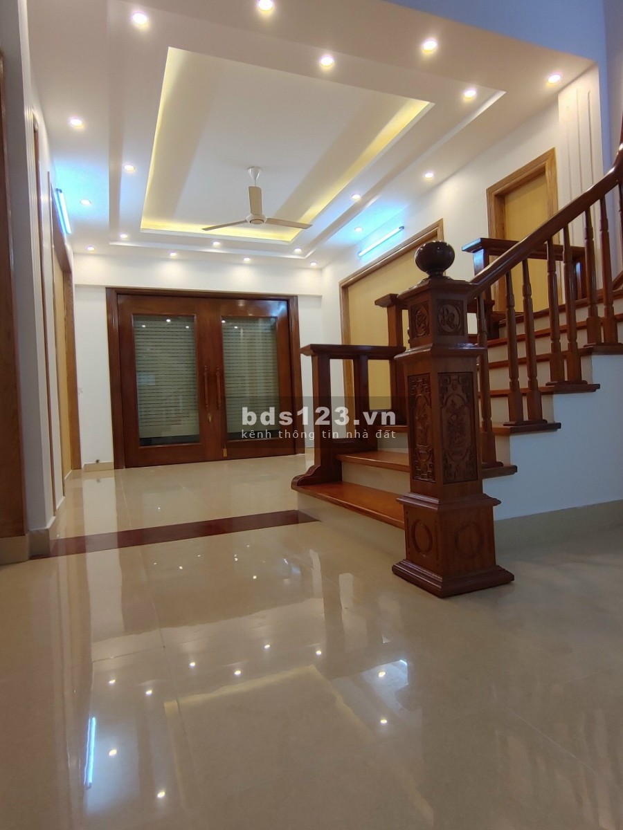 Bán nhà 4 tầng mặt phố KĐT An Phú, TP HD, diện tích 67.5m2, mt 4.5m, 4 ngủ, gara, đường 13.5m