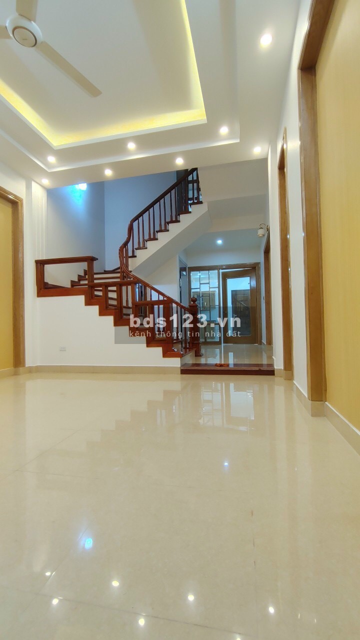 Bán nhà 4 tầng mặt phố KĐT An Phú, TP HD, diện tích 67.5m2, mt 4.5m, 4 ngủ, gara, đường 13.5m