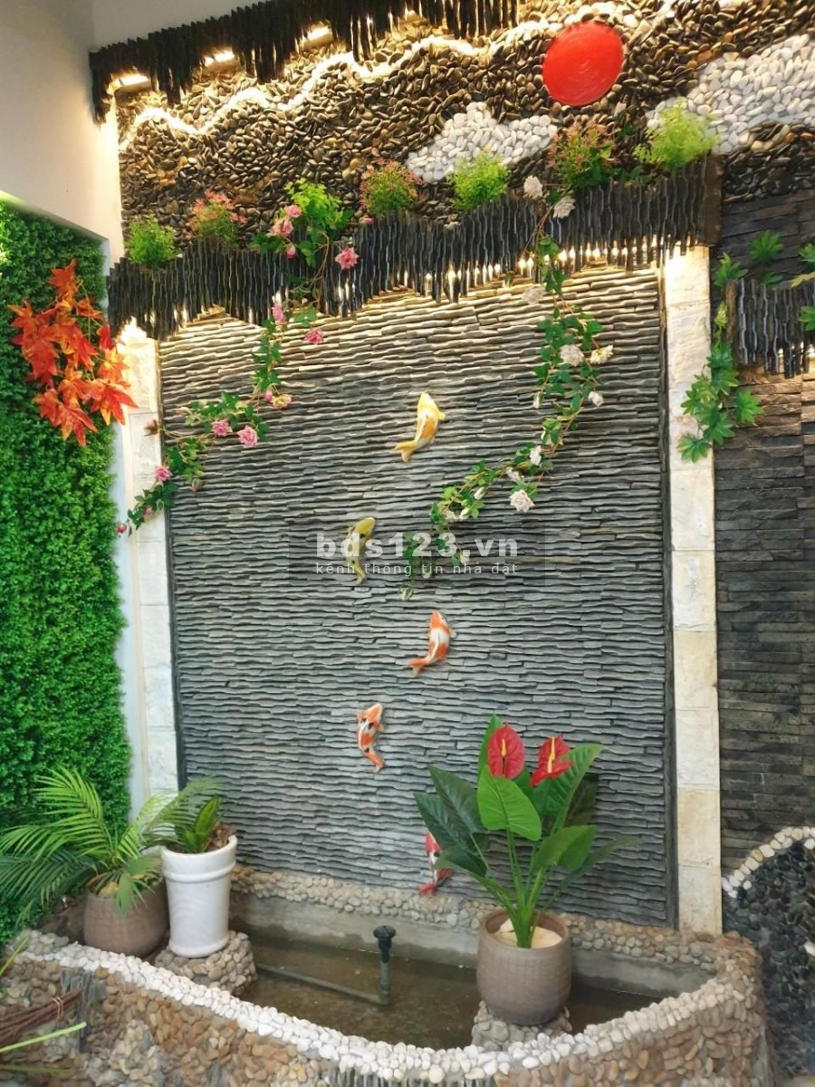 Nhà Gò Vấp hẻm xe hơi, nguyên căn đúc 5 tầng, dt 75m2, khu phân lô, giá siêu rẻ, sổ sẵn