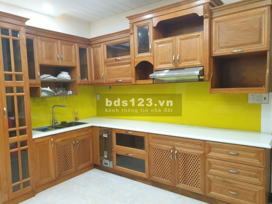 Nhà Gò Vấp hẻm xe hơi, nguyên căn đúc 5 tầng, dt 75m2, khu phân lô, giá siêu rẻ, sổ sẵn