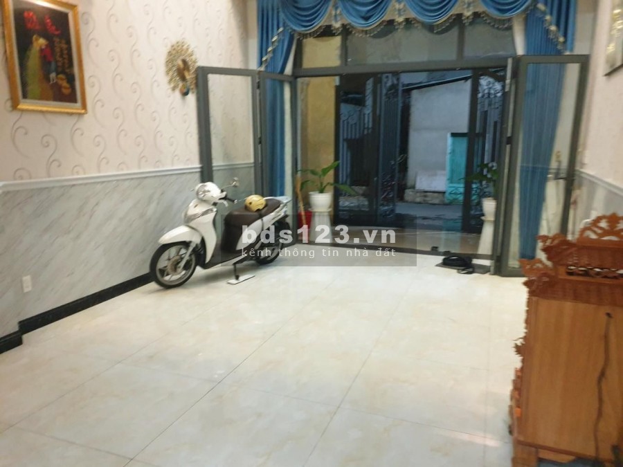 Nhà Gò Vấp hẻm xe hơi, nguyên căn đúc 5 tầng, dt 75m2, khu phân lô, giá siêu rẻ, sổ sẵn