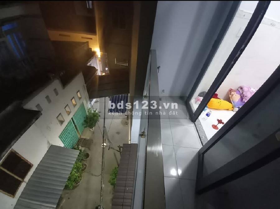 Bán nhà An Dương Vương, Quận 8, giá bán 3.2 tỷ, vị trí đắc địa, khu dân trí cao, sổ đẹp
