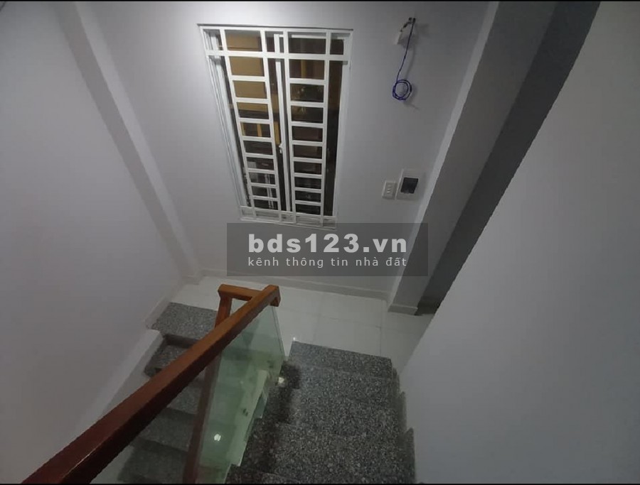 Bán nhà An Dương Vương, Quận 8, giá bán 3.2 tỷ, vị trí đắc địa, khu dân trí cao, sổ đẹp