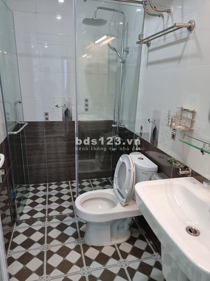 Cần bán nhà Trần Bình, Cầu Giấy, nhà thiết kế siêu đẹp, diện tích 56m2, giá 4 tỷ hơn