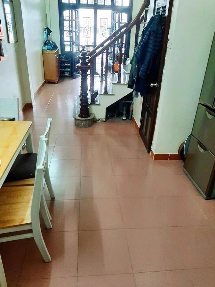 Bán nhà phố Tây Trà - Hoàng Mai dtsd 35m2, 4 tầng, view hồ, kinh doanh, giá chỉ 4.9 tỷ