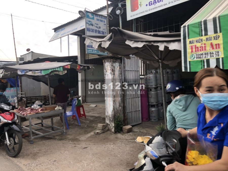 Cần sang gấp 200m2 đất thổ cư, 2 lô liền kề sổ hồng riêng, dân cư đông kín, lh 0349854941