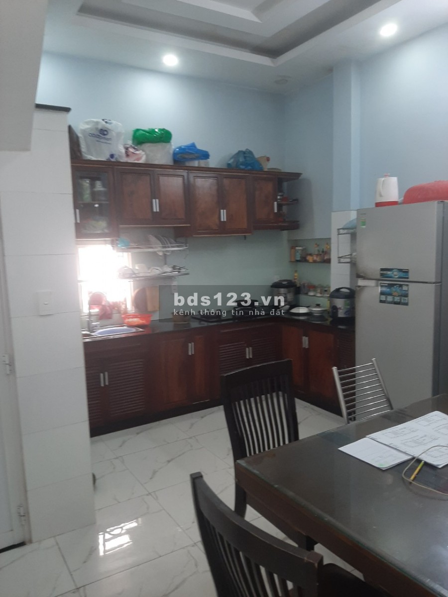 Cho thuê nhà hẻm Thống Nhất, P11, Gò Vấp, 5x10m, 1 trệt, 3 lầu, 10 triệu/tháng