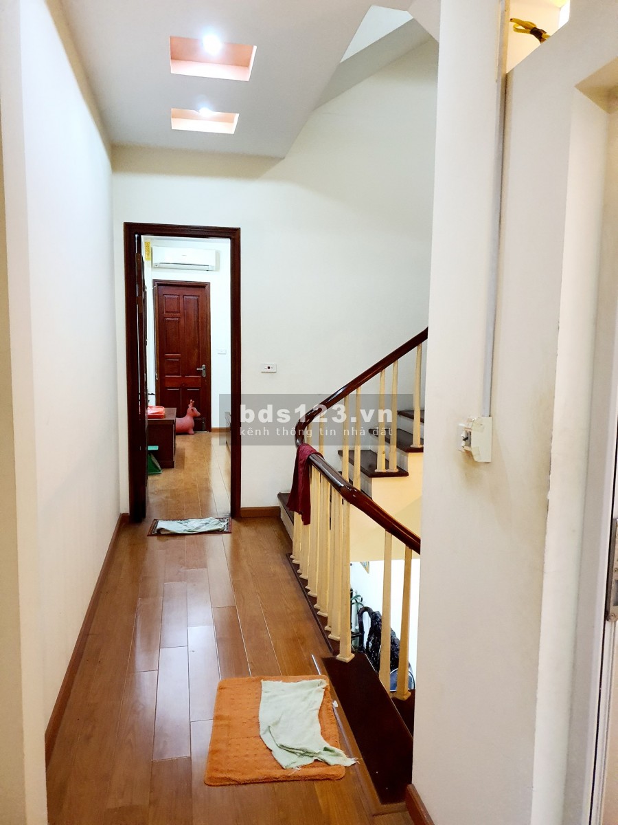 Bán nhà ở Trung Văn diện tích 42.5m2, đúc kiên cố, phân lô thoáng mát, liên hệ 0359597345
