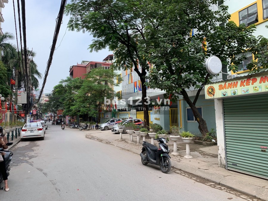 Chính chủ bán nhà thanh máy kinh doanh đỉnh phố Tạ Quang Bửu dt 49m giá bán 6 tỷ