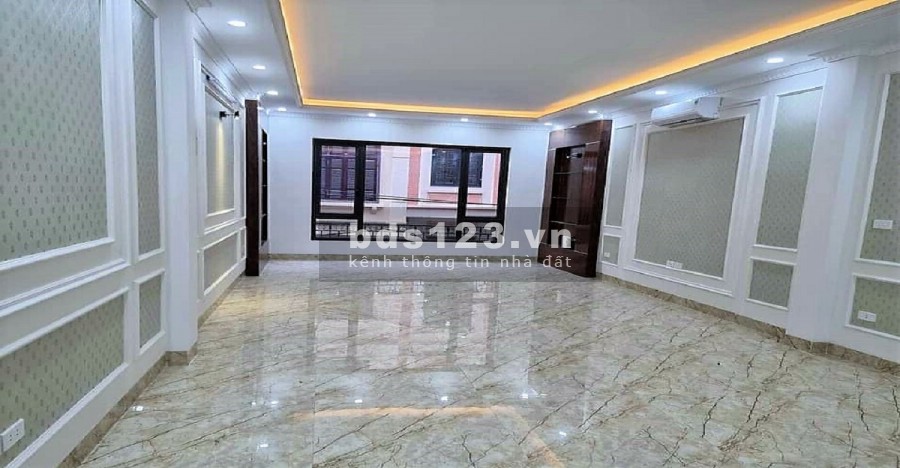 Mặt phố Hoàng Hoa Thám, Ba Đình, vỉa hè, ô tô, Kinh doanh diện tích 115m2 mặt tiền 6.5 giá 20 tỷ