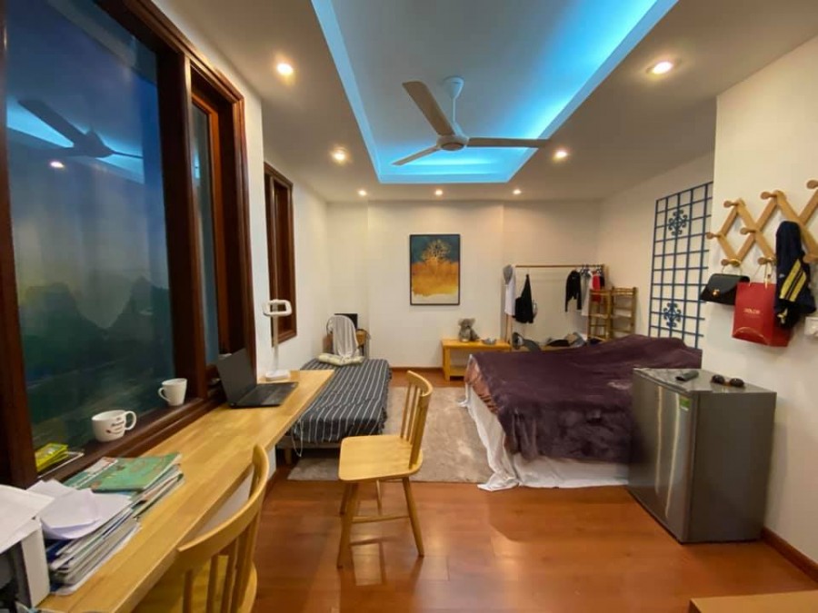 Bán nhà nguyên căn chính chủ, lô góc Tứ Liên Quận Tây Hồ, gara ô to kinh doanh tấp nập