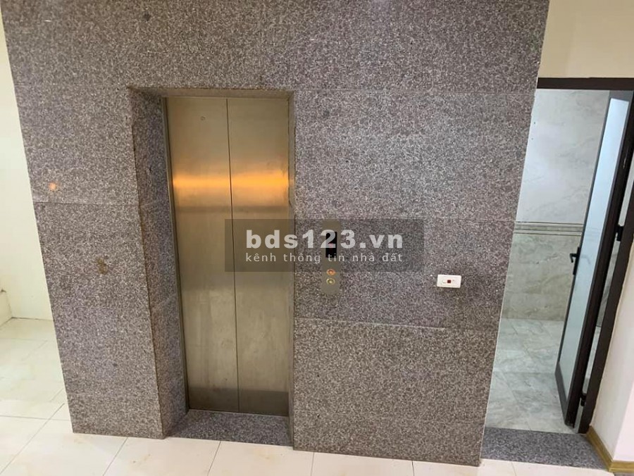 Chính chủ bán nhà thanh máy kinh doanh đỉnh phố Tạ Quang Bửu dt 49m giá bán 6 tỷ