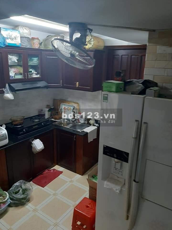 Nhà kiên cố 5 tầng. Đường Cách Mạng Tháng Tám, P.13, Quận 10, giá bán 6,7 tỷ, lhcc