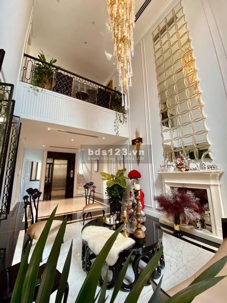 Bán nhà mặt phố Quận Đống Đa, ô tô kinh doanh, view hồ diện tích 75m2, mặt tiền 8m, giá cực mềm