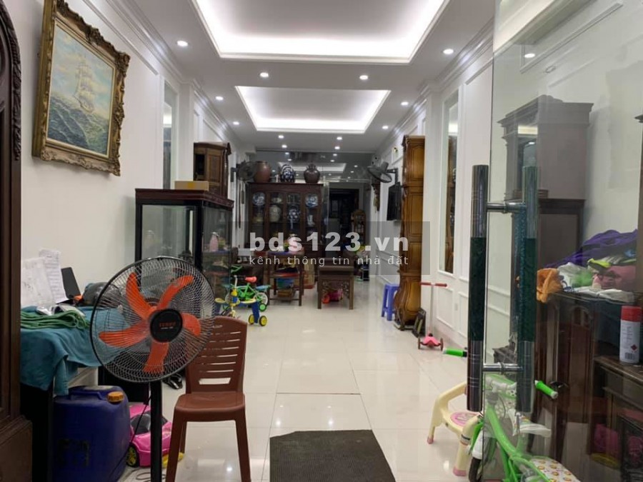 Nhà mặt phố Hoàng Như Tiếp, diện tích 50m2, đúc 5 tầng, kinh doanh, giá bán 12.9 tỷ