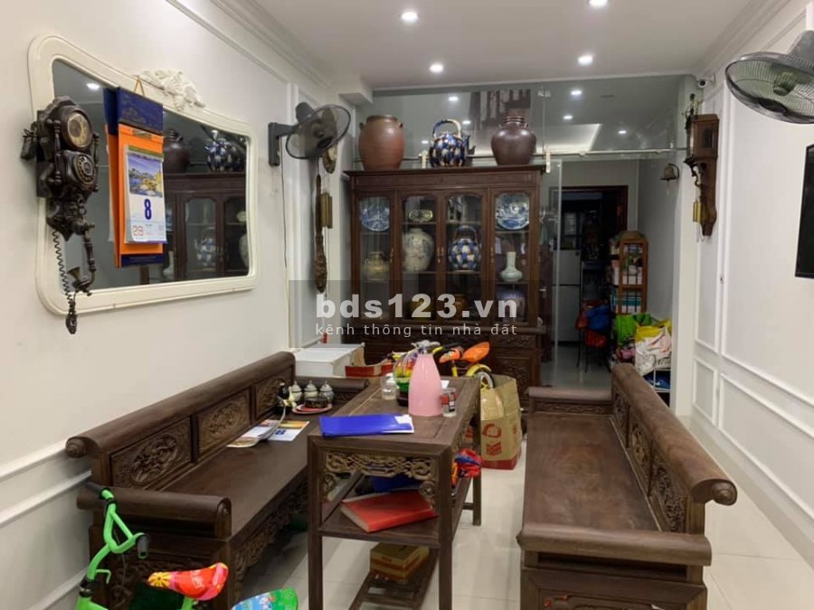 Nhà mặt phố Hoàng Như Tiếp, diện tích 50m2, đúc 5 tầng, kinh doanh, giá bán 12.9 tỷ