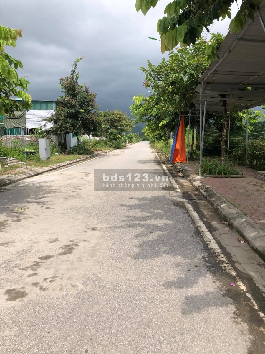 Bán 81m2 Xã Gia Minh Thủy Nguyên Hải Phòng, khu tái định cư, dân trí cao, tiện ích đủ