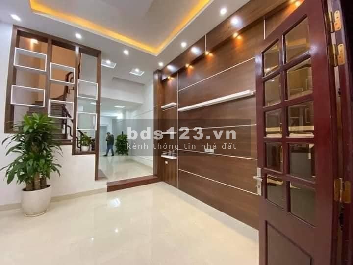 Doãn Kế Thiện nhà mới về ở ngay, tiện ích đầy đủ, ô tô cách vài bước chân, giá bán 5.2 tỷ