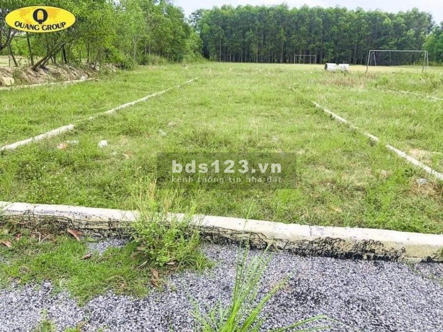 Chủ kẹt tiền cần bán gấp lô đất đẹp 2 mặt tiền ở Lâm Lang 3 Cam Thủy Cam Lộ Quảng Trị