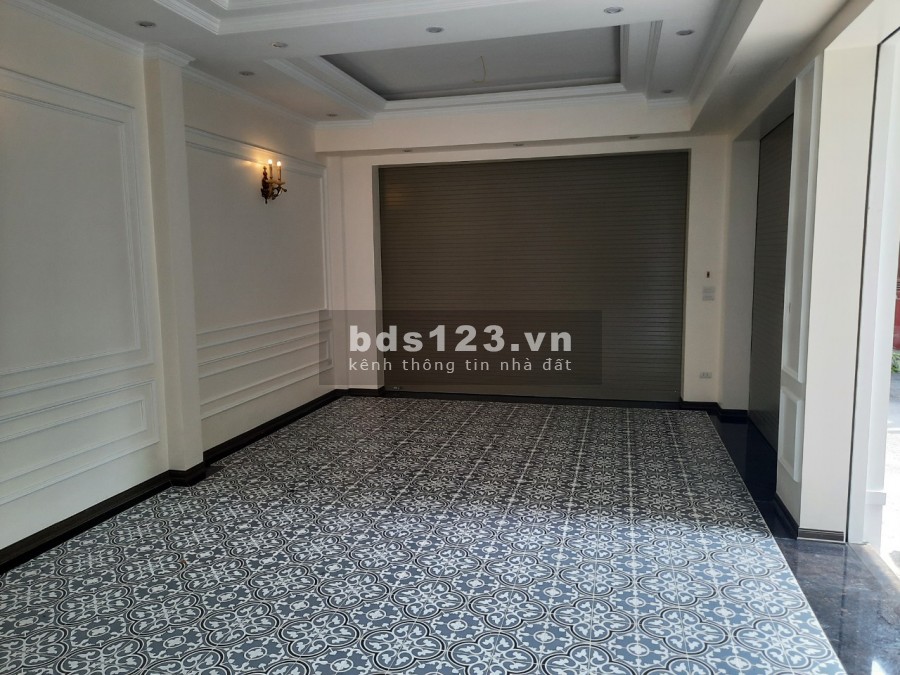 Bán nhà kinh doanh, đường ô tô tránh phố Ngô Gia Tự, Long Biên, dt 47m2, 5 tầng, giá 5.35 tỷ
